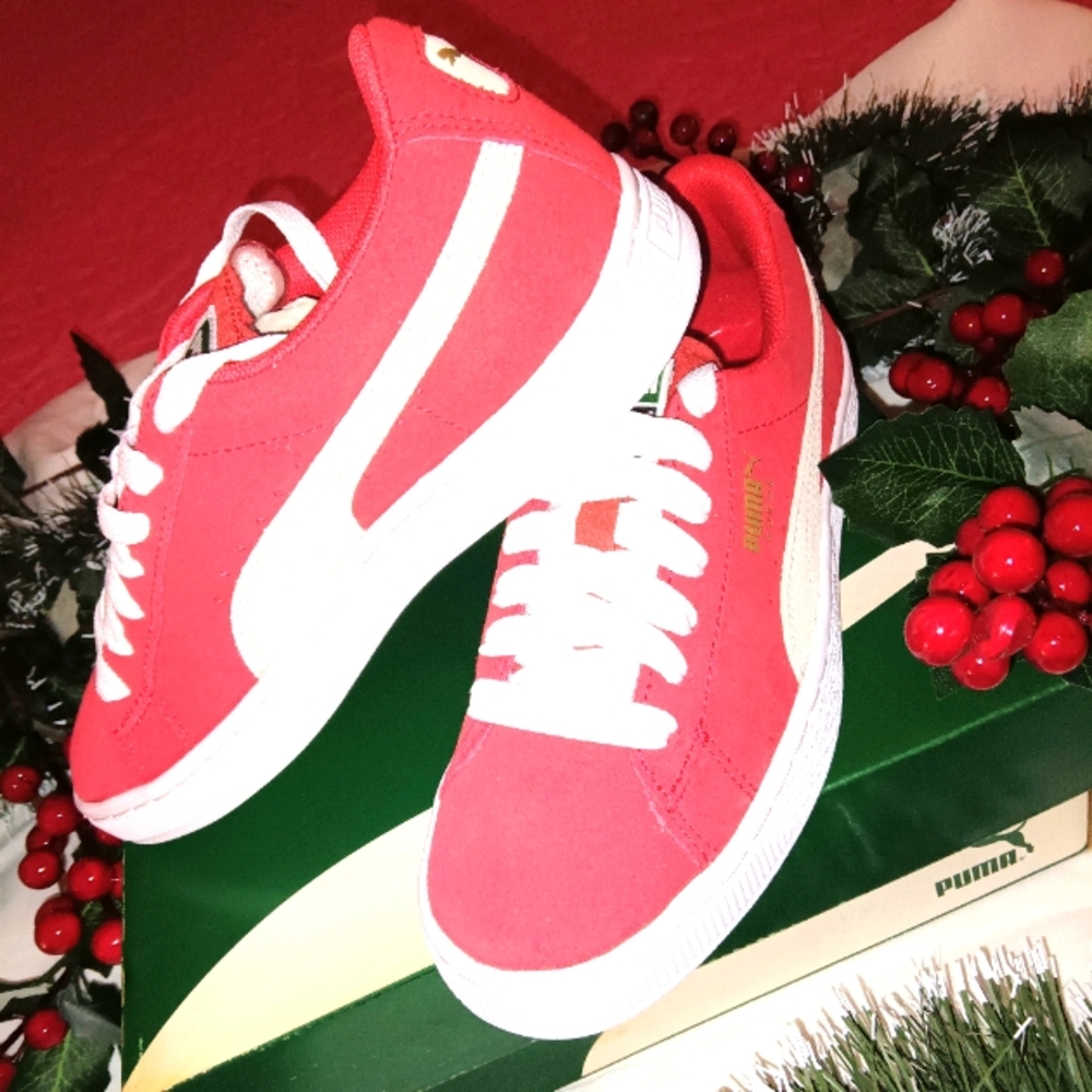 PUMA SNEAKERS